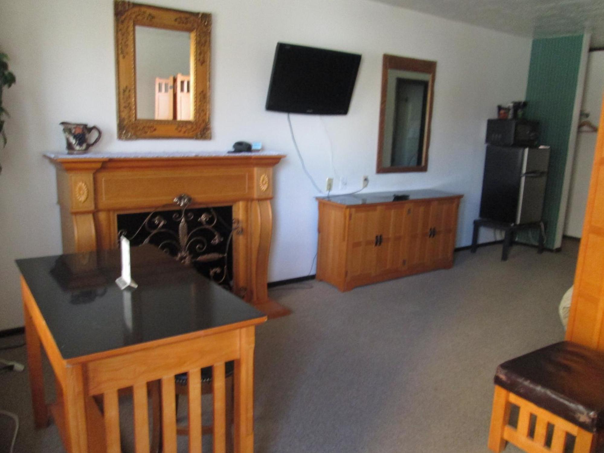 Jim Butler Inn & Suites Tonopah Room photo
