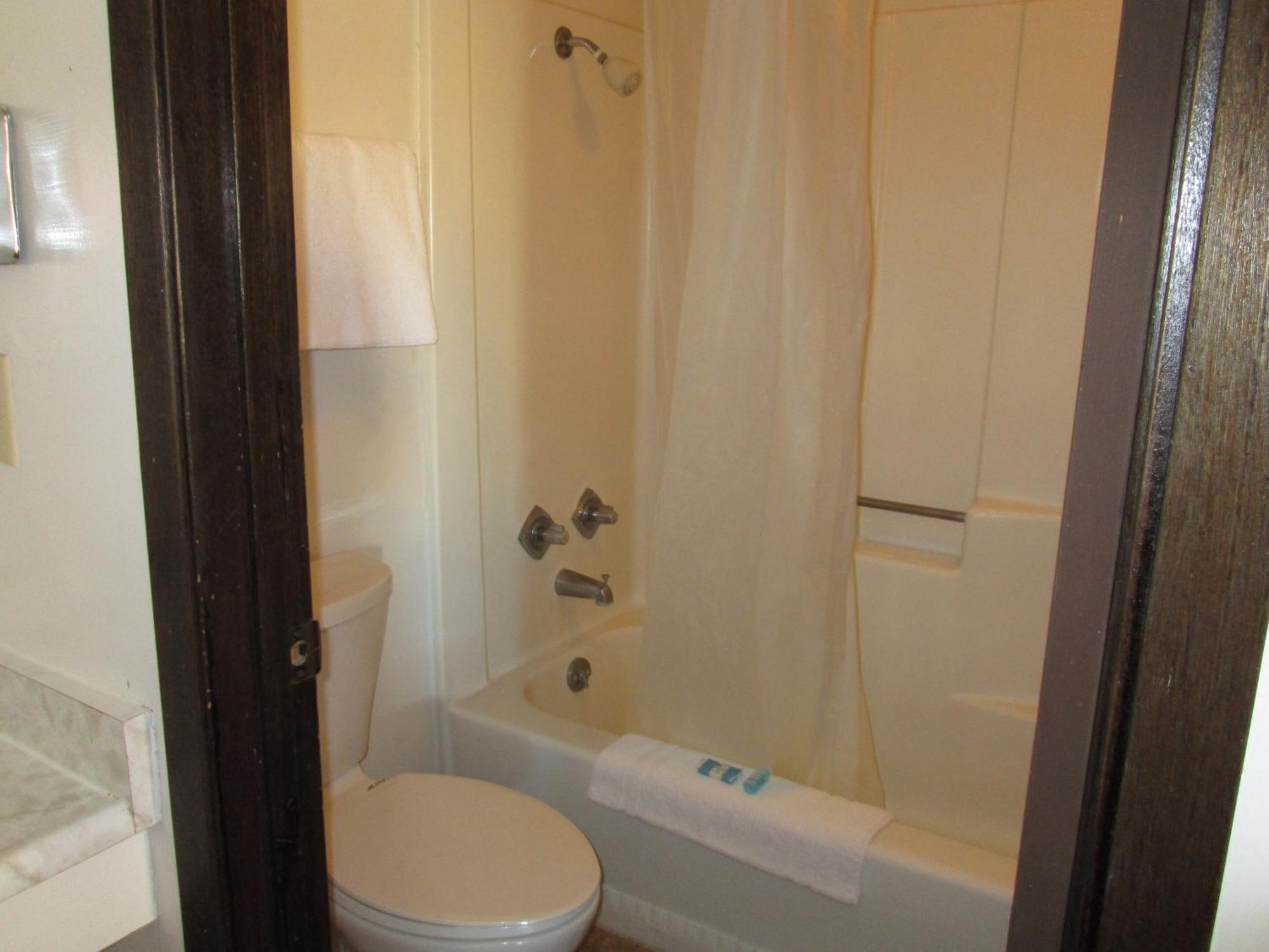 Jim Butler Inn & Suites Tonopah Room photo